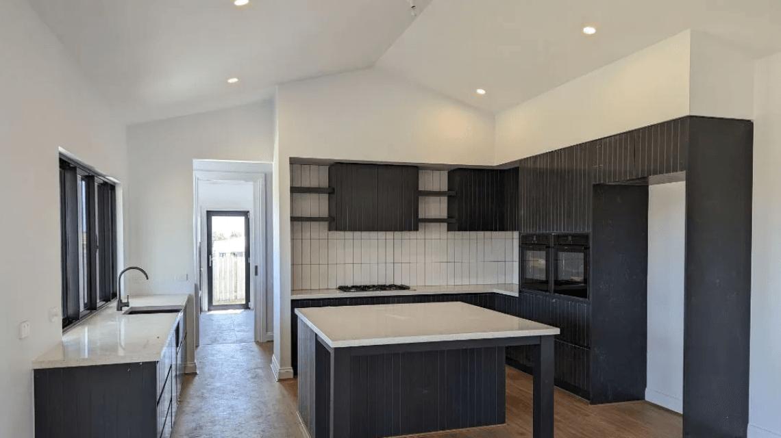 custom home builders in Glen Iris