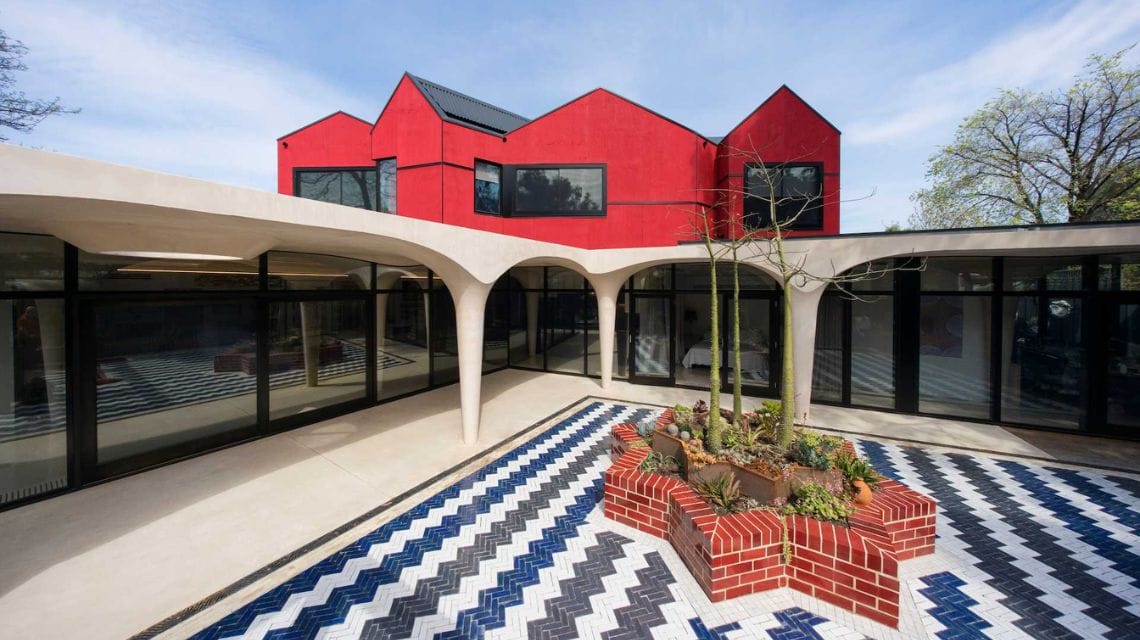 custom home in Glen iris
